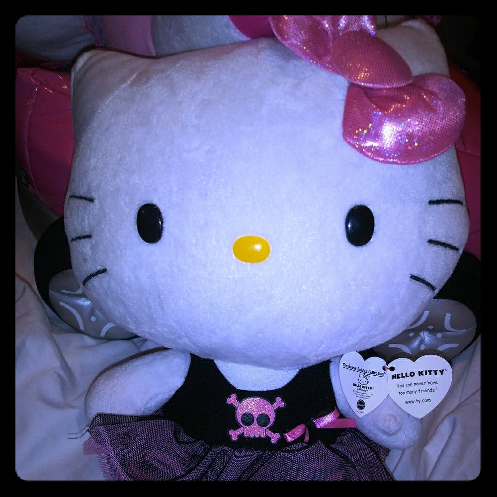 Hello kitty in black and pink skeleton tutu